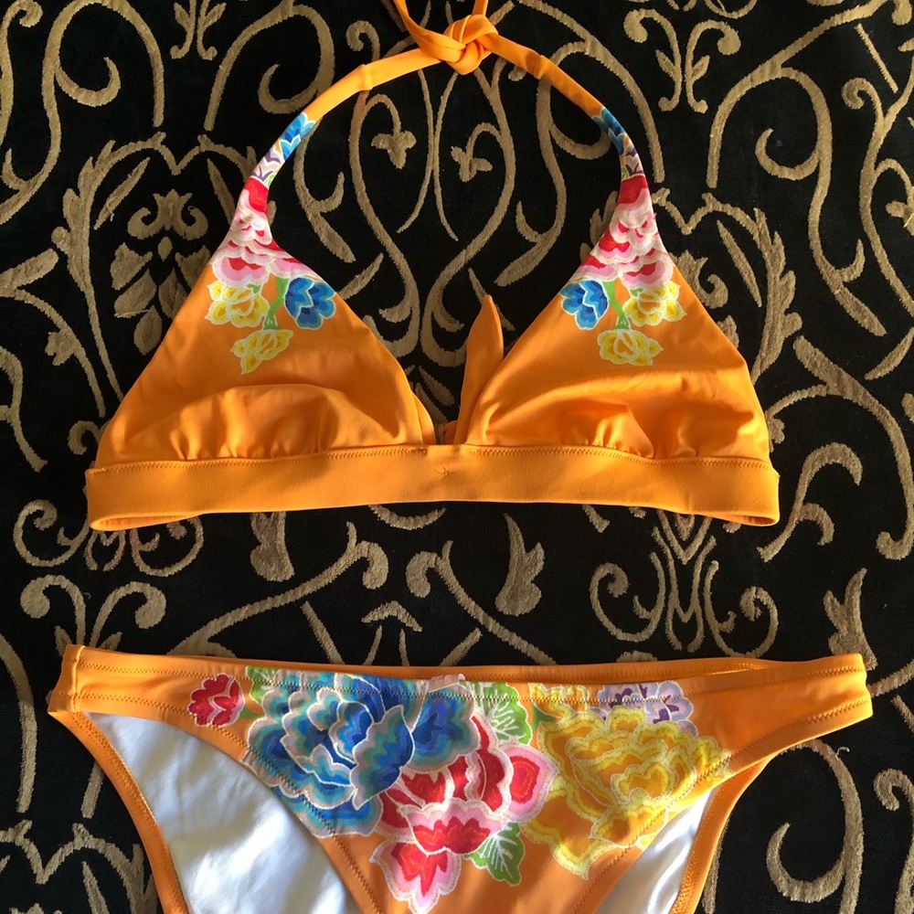 Victoria’s Secret Bikini